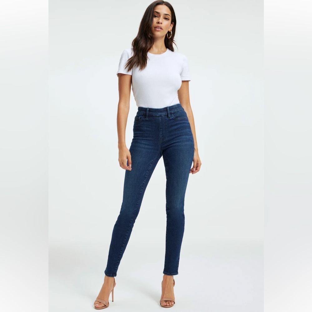 NWT - POWER STRETCH PULL-ON SKINNY JEANS